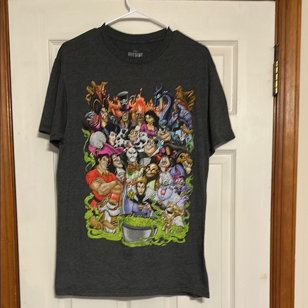 Disney size large Villains Tee with Colorful Graphic